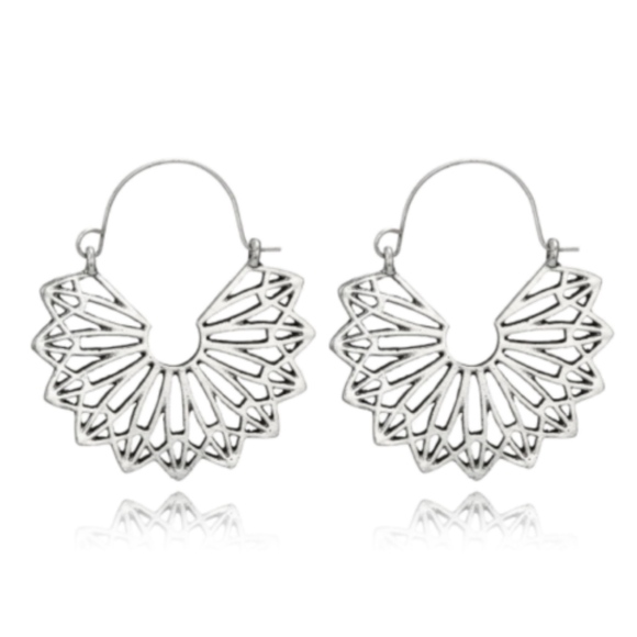 Ethnic Gypsy Half-Spiral Silver Boho Earrings - Picture 4 of 4